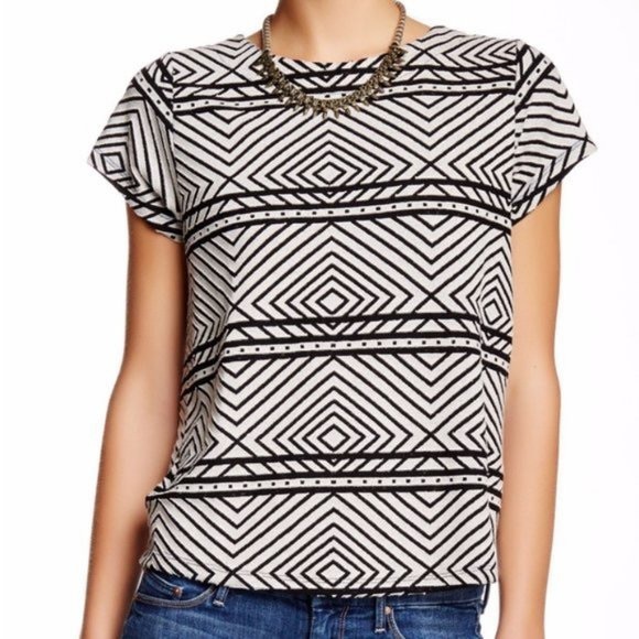 Lucky Brand Black & White Aztec Graphic Blouse - Picture 1 of 4
